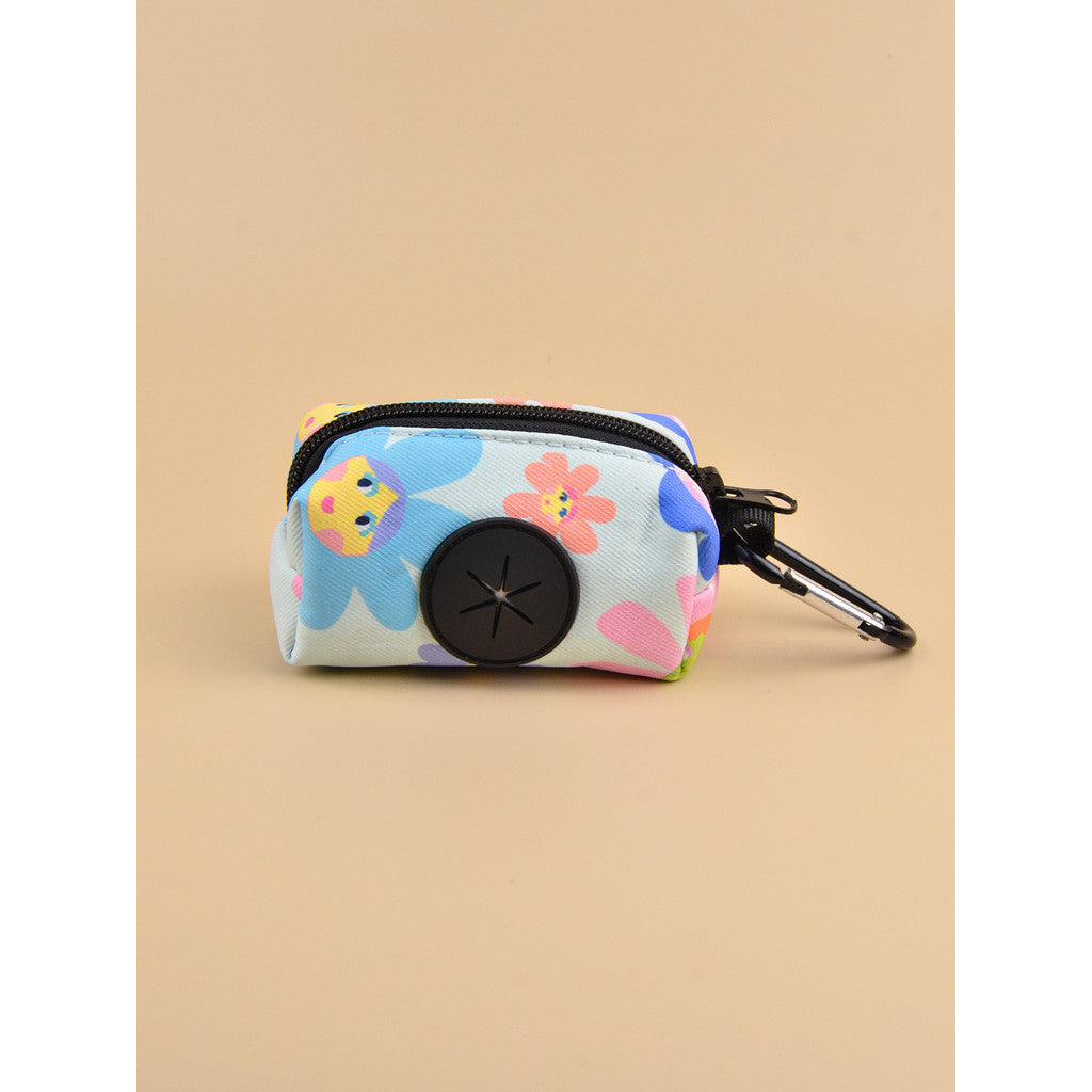 FUREVER365 Fashion Print Pet Waste Bag Dispenser Portable Dog Poop Bag Holder Case Outdoor Walking Bag