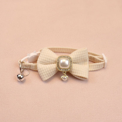 FUREVER365 Waffle Bowtie Pet Collar Vintage Pearl Pendant Cat Dog Necklace with Bell Comel Accessory