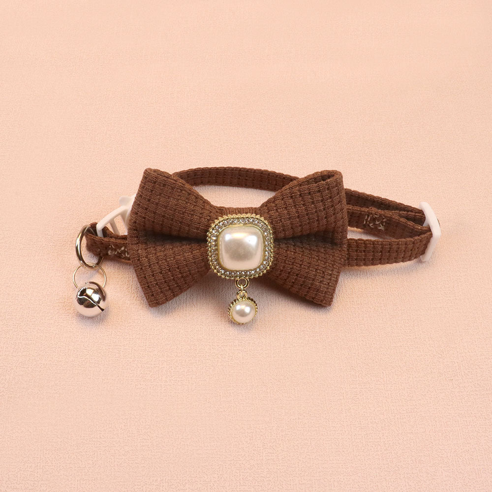 FUREVER365 Waffle Bowtie Pet Collar Vintage Pearl Pendant Cat Dog Necklace with Bell Comel Accessory