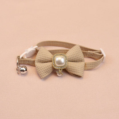 FUREVER365 Waffle Bowtie Pet Collar Vintage Pearl Pendant Cat Dog Necklace with Bell Comel Accessory