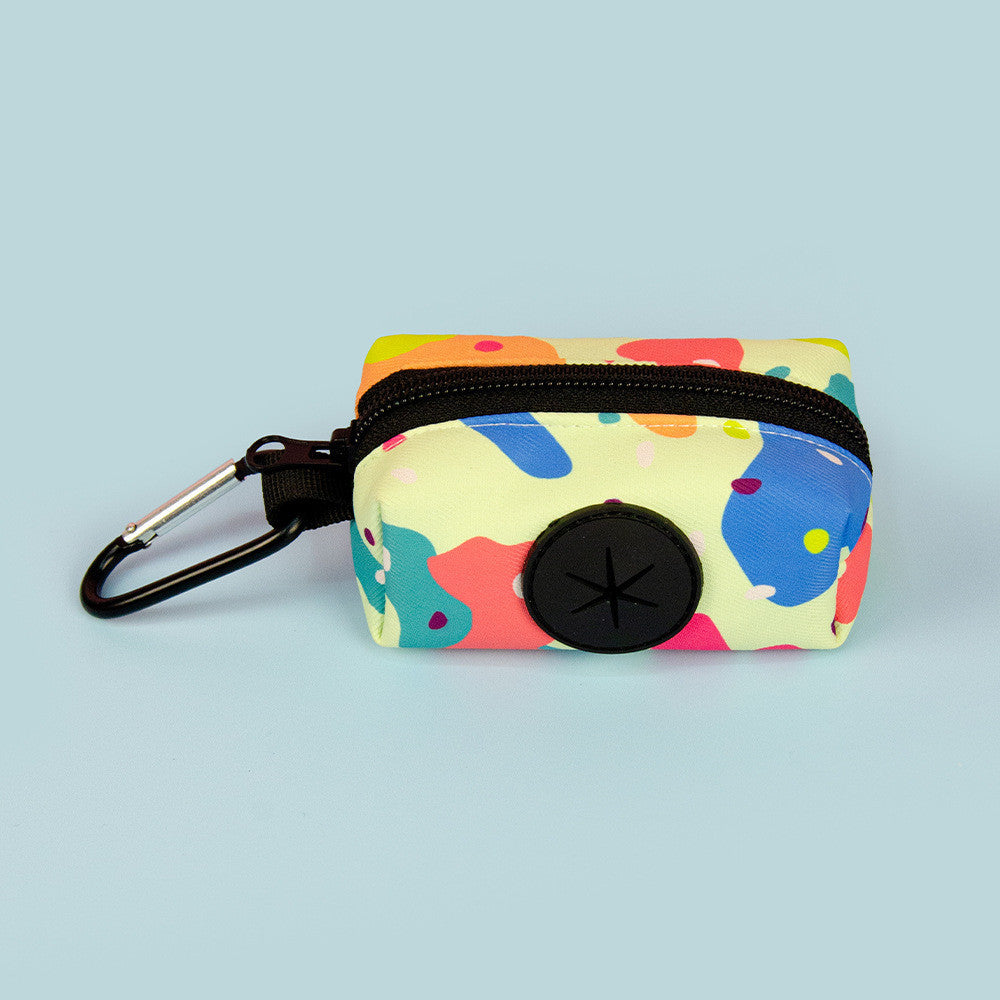 FUREVER365 Fashion Print Pet Waste Bag Dispenser Portable Dog Poop Bag Holder Case Outdoor Walking Bag