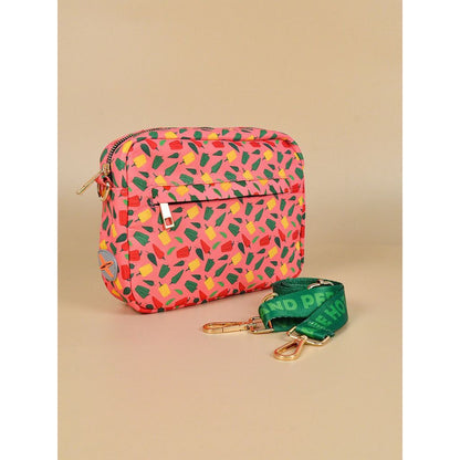 FUREVER365 Cute Pet Training Bag Dog Treat Pouch Outdoor Portable Snack Storage Bag Beg Kucing