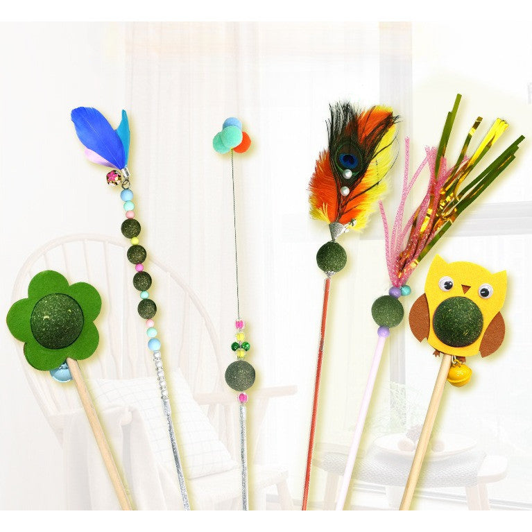 FUREVER365 Interactive Cat Teaser Wand Catnip Silvervine Molar Stick Feather Toy with Bell Kitten
