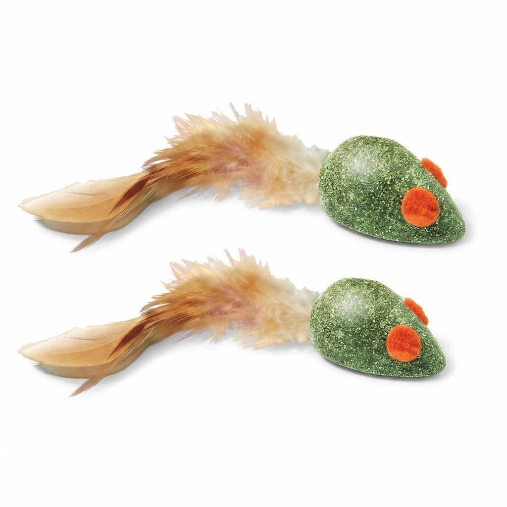 FUREVER365 Natural Catnip Toy Silvervine Mouse Cat Toy Gall Fruit Molar Chew Toy with Feather Kitten